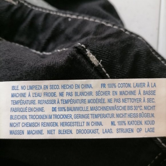 Forever 21 Womens Black Belted Flap Pocket Square Circle Mini Skirt Size S - Picture 8 of 8